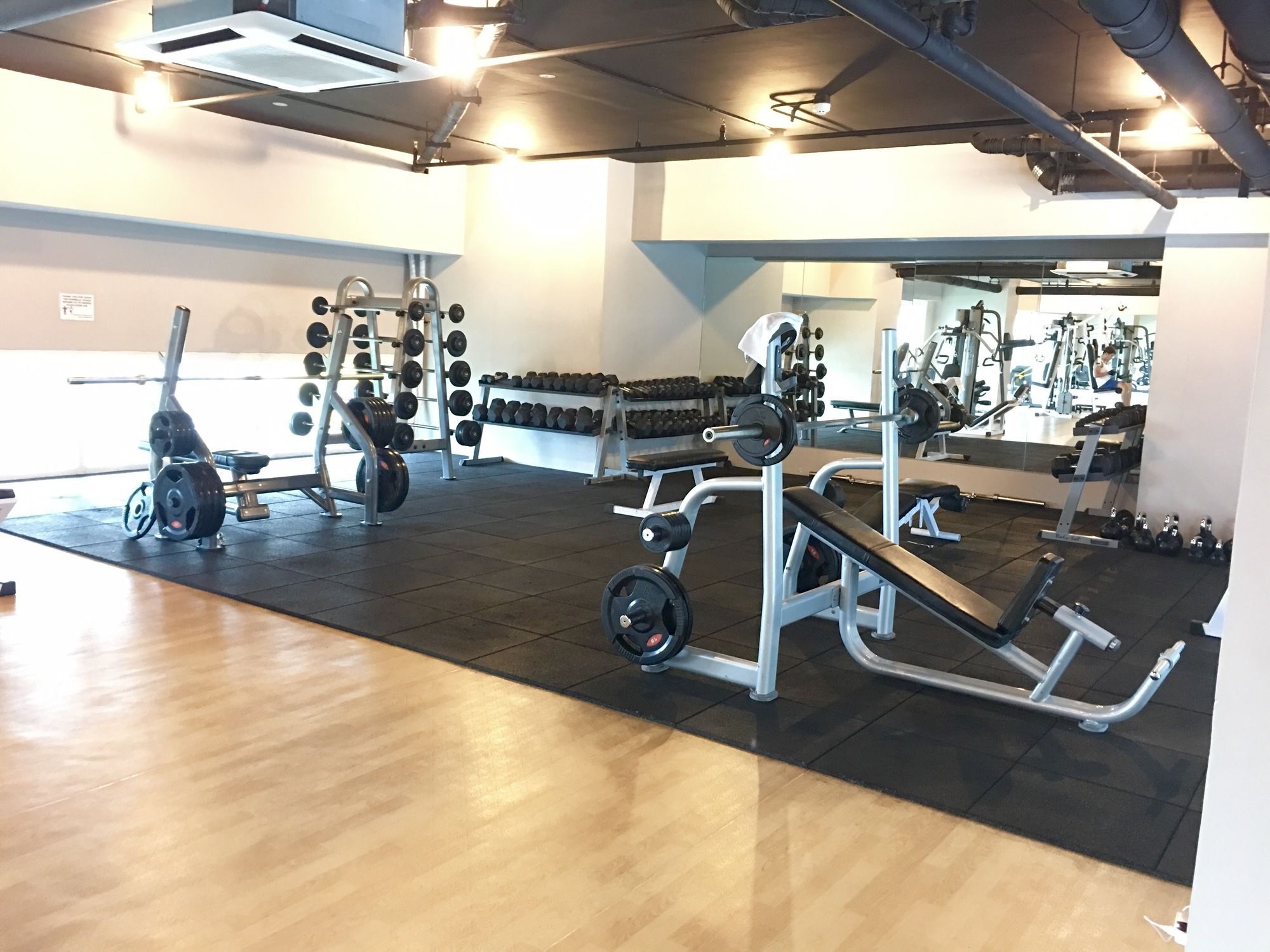 The Beacon Serviced Residences Makati City Zewnętrze zdjęcie